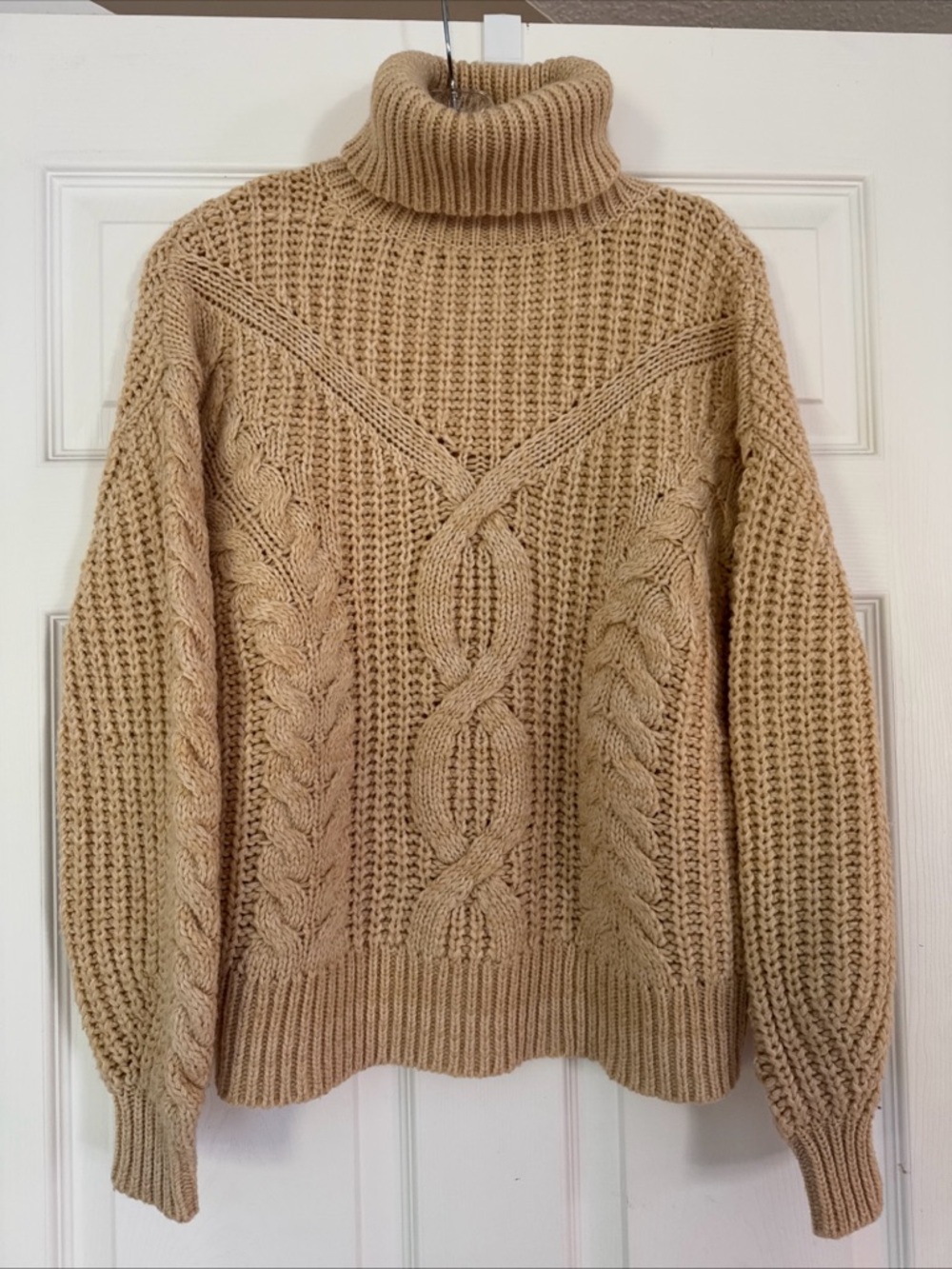 Tularosa Chunky Cream Cable Knit Sweater Size XS